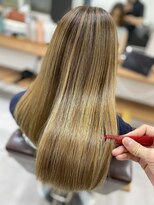 ランプ(Lamp)&nbsp;くびレイヤーグレーベージュニュアンスカラー白髪染め白髪ぼかし