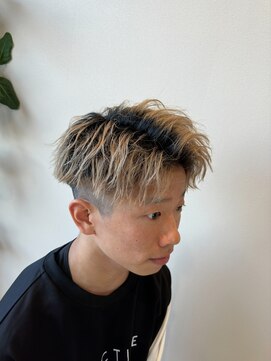 ドープリット(Dope LIT) 縦落ちアップバング