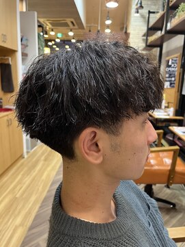 フレンズ 手稲店(friend's) 重ためマッシュパーマツイストスパイラルパーマ刈り上げ