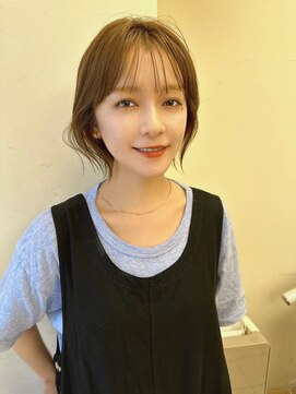 ジジ 代々木(Gigi) 韓国風 ナチュラル Aラインの甘辛ショートボブ