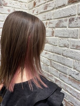 メゾンドムニ 恵比寿(Maison de MUNi) セミディレイヤーカットシアーカラーオリーブベージュ20代30代