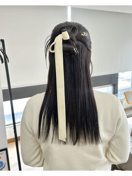 オウン(AUN) 卒業式ヘアセット