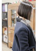 サロンワーク×前下がりショートボブ