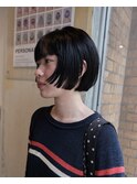 リップラインの前上がりボブ