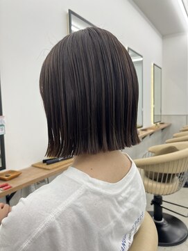 サンド 大阪梅田(sand) @haru__sand ボブ/レイヤーボブ/韓国風/小顔/ワンレン/大阪梅田