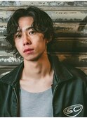 【スパイラルパーマ】 濡髪センターパートウルフカット
