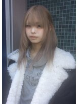 オルン(ORGN.)&nbsp;ハイトーン　ムラ修正　グレージュ　レイヤーカット