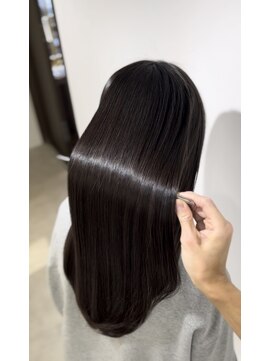 リエル(LIERU) 美髪矯正で柔らかい質感へ!