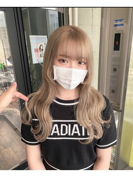 ガルボ ヘアー(garbo hair) 初ブリーチでもオススメミルクティーベージュ