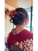 ゴットイール(GOTTO eel) 卒業式ヘアセットと袴の着付け