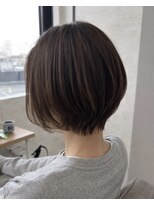 プラスイズム ヴェレン(PLUSISM Velen)&nbsp;柔らか丸みショートボブ