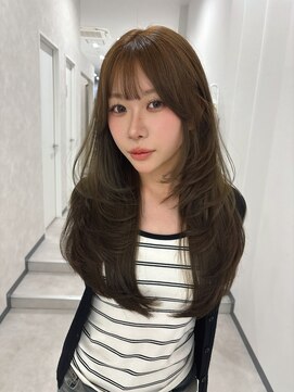 ヴェルア 四条烏丸(Velua) 大人かわいい柔らかレイヤーオリーブブラウン