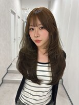 ヴェルア 四条烏丸(Velua) 大人かわいい柔らかレイヤーオリーブブラウン