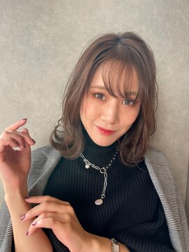 エクラートリュクス 津田沼(ECLART Luxe) 顔まわりが揺れるブラウンミディ