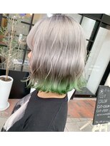 ブレス(bless) ホワイティーカラーで『city girl』