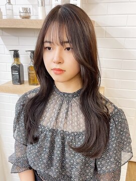 ネオリーブ クーロ(Neolive curro) 韓国前髪顔周り×美髪レイヤー[横浜/縮毛矯正/前髪縮毛矯正]