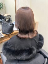 シャンドゥール 栄店(CHANDEUR) ツヤ髪アッシュブラウン 外ハネくびれミディ 髪質改善