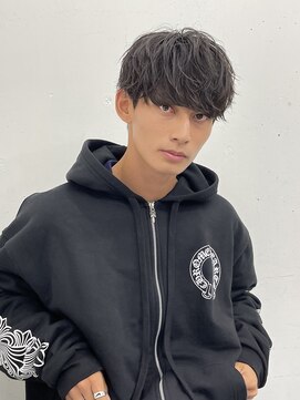 アーリー(Ali'i) ソフトツイストパーマ刈り上げマッシュ2ブロックメンズショート