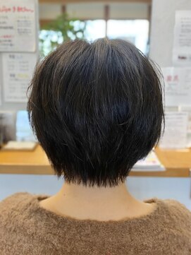 ギャロップヘアー 透明感カラー×ふんわりショートボブ