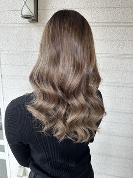 サラ(SARA) ハイトーンベージュ