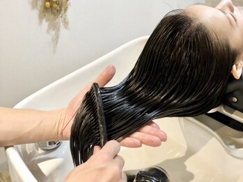 グリーン(green)の写真/【髪質改善専門店】貴方の髪のダメージの状態に合わせた[ヘアエステ]で理想のサラサラうるツヤヘア＊