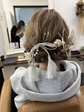 ハロー(...Hello) 成人式ヘア 卒業式ヘア パーティヘア