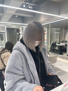 アールプラスヘアサロン(ar+ hair salon) 【新宿/新宿三丁目/ダブルカラー/ハイトーン/