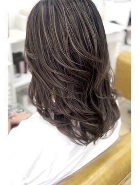 シャルティア(SHALLTIA) バレイヤージュ【山口市美容室】【山口市白髪ぼかし】
