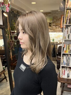 リブロ 三軒茶屋(LIBRO) ミルクティーベージュ/ハイトーンカラー/ダブルカラー