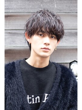 ユーフォリア 渋谷グランデ(Euphoria SHIBUYA GRANDE) 渋谷メンズ人気髪型ツイストパーマ束感