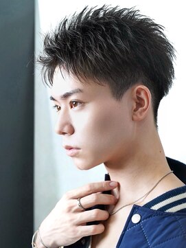 ゼロ 渋谷(XeRo) 爽やかツーブロック刈り上げ【アップバングショート】
