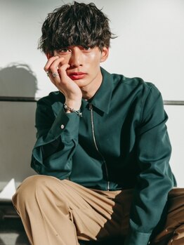 トレンドの波巻き・ツイストスパイラルも思い通りの仕上がりへ【大曽根/髪質改善/縮毛矯正】