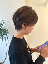 ハルキミナト メゾン(HM MAISON)&nbsp;30代40代50代耳かけショート前髪なしハンサムショートカット