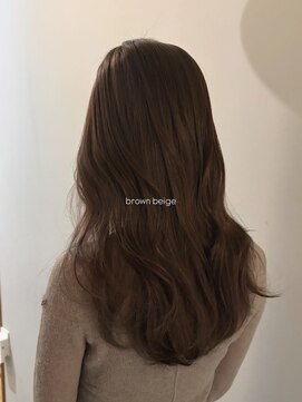 サンプラス(san+) 【リコ】しなやかに靡くブラウンベージュ