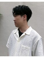 ヒントステーション フォーメンズ(HINTSTATION for Men's)&nbsp;〈浅草 半個室〉 センターパート/スパイラルパーマ