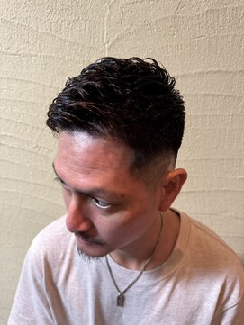 ヘア リーフ(Hair Leaf) フェード　濡れパン