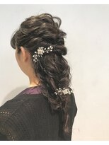 ヴァンクシー バイ ルナ(VANKCY by Luna) 【neolive plus】ヘアセット#アップ#編みおろし#ラフ#結婚式