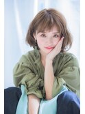 グレージュ ひし形シルエット 伸ばしかけ 大人ボブ 小顔 30代