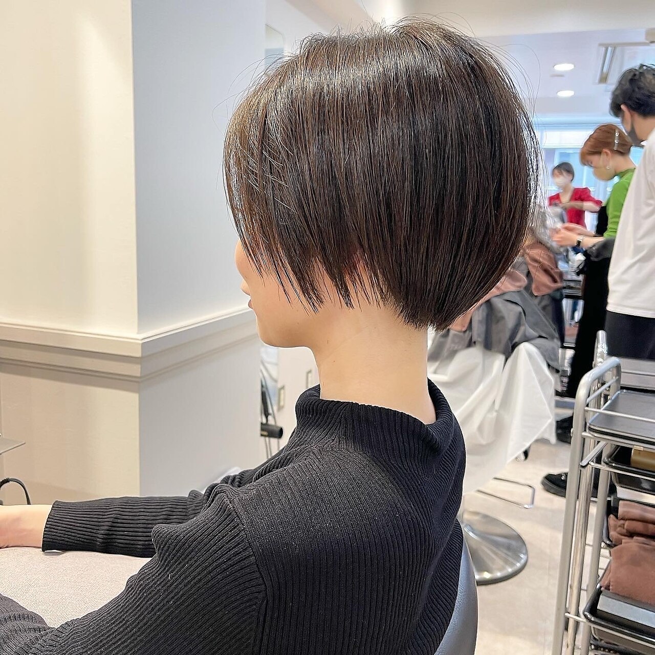 ジュデポン　GW01　人工スキン内蔵　アクティブショート　グレーヘアー ツヤ髪縮毛矯正/大人ショート/ハンサムショート/ブラウン：L156935751