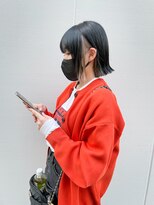 サクラ オモテサンドウ(SAKURA)&nbsp;外ハネ切りっぱなしボブ×インナーカラーブロンド