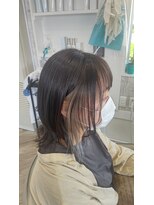 フェリス(Felis)&nbsp;ベージュグレーインナーカラー