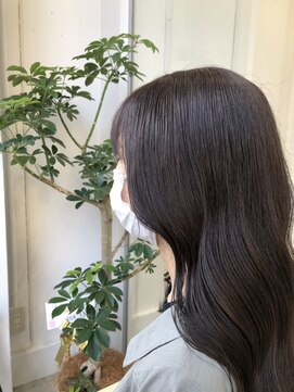 ラフランクリー(la frankly) ヌーディーカラー/小顔ひし形/髪質改善/レイヤースタイル