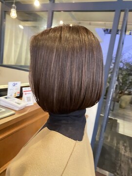 メイクス 表参道(MAKE'S omotesando) オススメの大人のミニボブスタイル(店長 イカリ ジュンイチ)