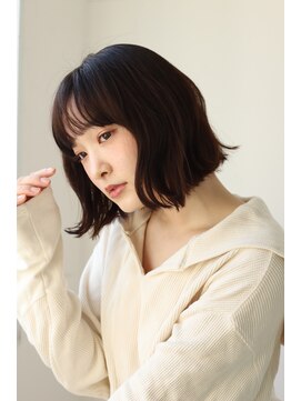 エクリ 麻布十番(equri) ナチュラル外はねボブ