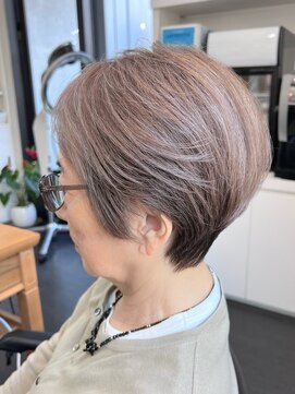 エムプラス 二子玉川(Mplus) 【70代】以前、暗めのマニキュアで染めてました C Mplusミズイデ