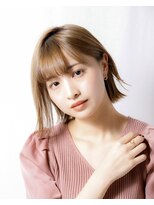 オーク(oak)&nbsp;ハイトーン外ハネボブ♪10代~40代幅広い年代におすすめ