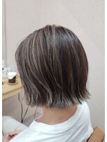 トリコ 柏(tricot) 大人のダブルカラー　切りっぱなしボブ
