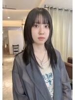 イル 大阪淀屋橋(i'll)&nbsp;姫カットレイヤー/黒髪ロング/ぱっつん前髪/韓国/顔周りカット