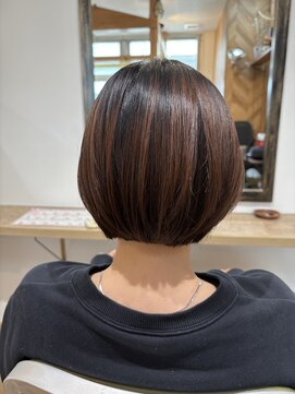 ティピ(tipi) 柔らかさのある丸み×ぱつっとbob☆宿里沙也香