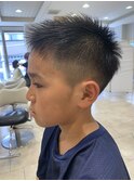 スポーツ男子サイドすっきり！ツーブロ風ベリーショートで爽快に